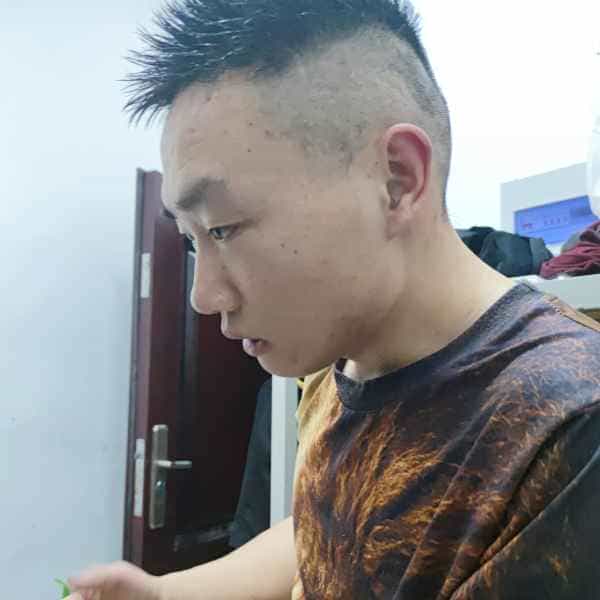 四川28岁单身帅哥真诚找对象-海南征婚相亲网
