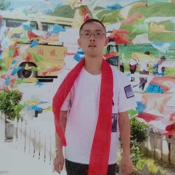 四川26岁单身帅哥真诚找对象-海南征婚相亲网