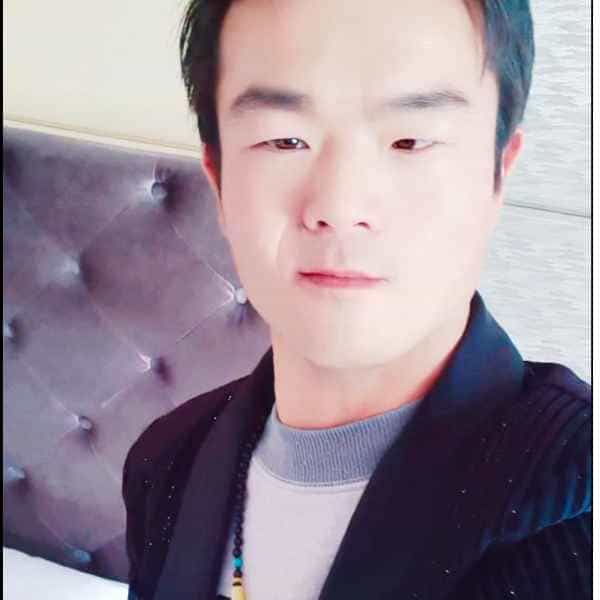 青海30岁单身帅哥真诚找对象-海南征婚相亲网