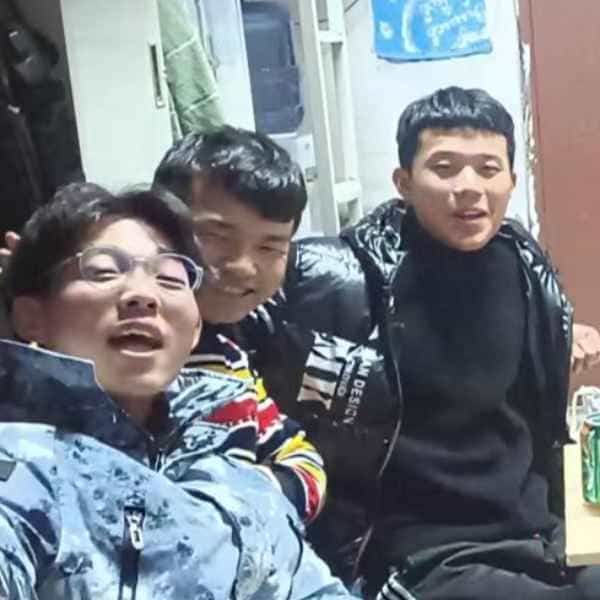 河南27岁单身帅哥真诚找对象-海南征婚相亲网