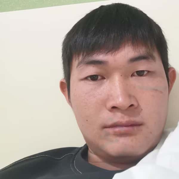 四川25岁单身帅哥真诚找对象-海南征婚相亲网