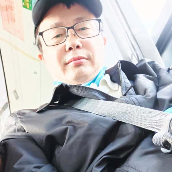 上海56岁单身帅哥真诚找对象-海南征婚相亲网