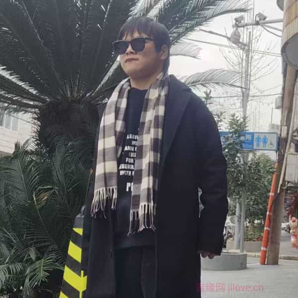 江西20岁单身帅哥真诚找对象-海南征婚相亲网